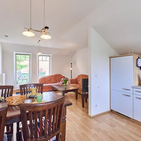 Apartment 57 7, Lindenweg 1 G