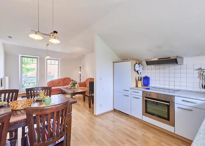 57 7, Lindenweg 1 G * Karlshagen