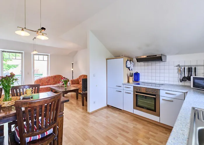 57 7, Lindenweg 1 G *